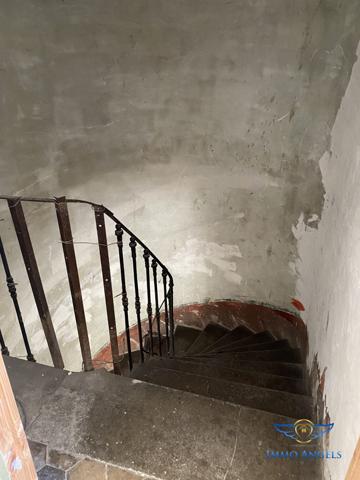 MAISON DE VILLAGE AVEC JARDIN