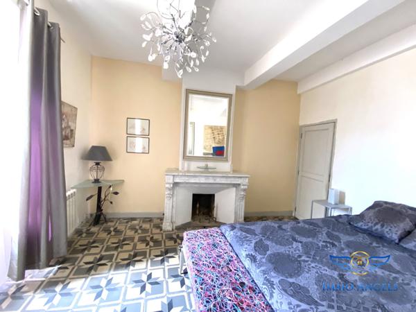 MAISON DE VILLAGE AVEC JARDIN