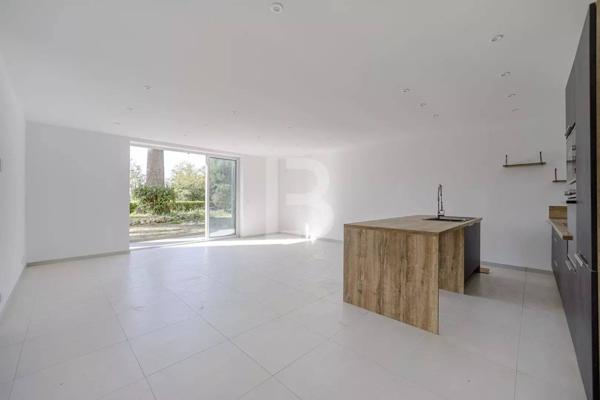 A vendre à Magagnosc Grasse, lumineux appartement 3 pièces