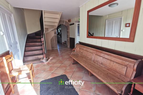 Maison 10 pièces - 268 m²