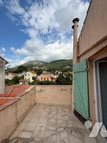 T2 TOULON AVCE TERRASSE