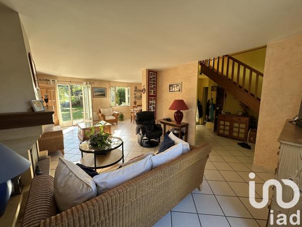 Maison à vendre 7 pièces 146 m² Savigny-le-Temple