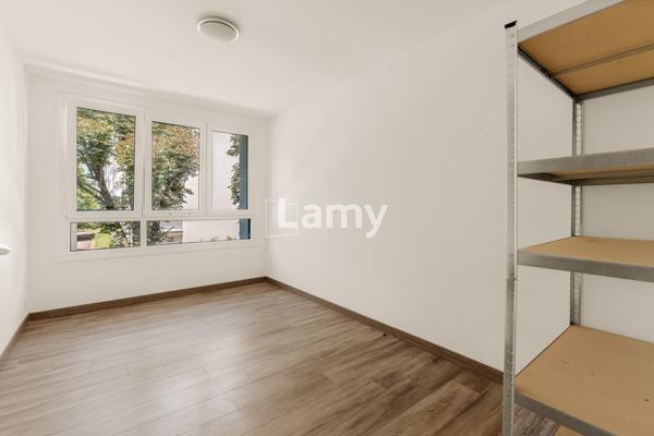 Appartement t4 avec cave. garage en sus (25k€)