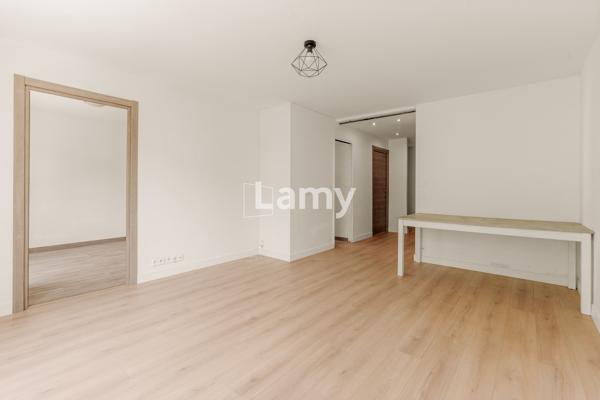 Appartement t4 avec cave. garage en sus (25k€)