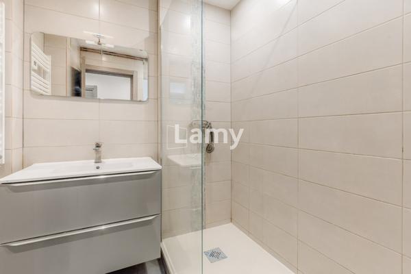 Appartement t4 avec cave. garage en sus (25k€)