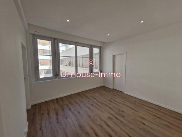 Bureau à louer 4 pièces de 80 m²