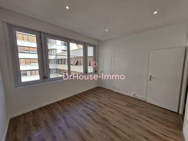 Bureau à louer 4 pièces de 80 m²