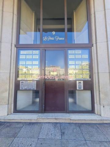 Bureau à louer 4 pièces de 80 m²