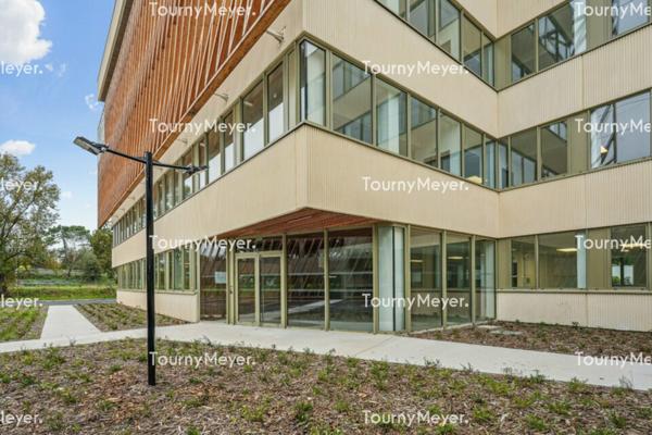 IMMEUBLE DE BUREAUX NEUF A LOUER - MERIGNAC