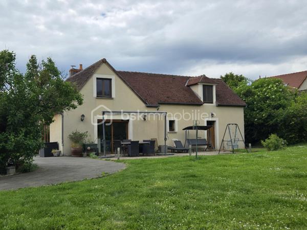 Maison longere de 228 m²