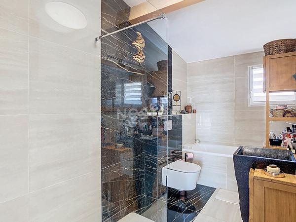 LE GRAU DU ROI - MAISON P4 EN TRES BON ETAT VUE MER - SECTEUR CENTRE VILLE