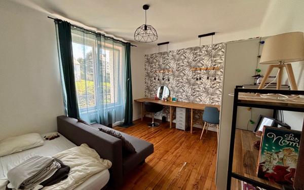 Maison à vendre    7 pièces •  Plouhinec