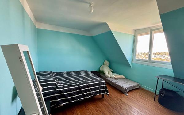 Maison à vendre    7 pièces •  Plouhinec