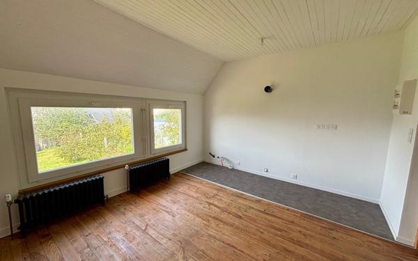 Maison à vendre    7 pièces •  Plouhinec