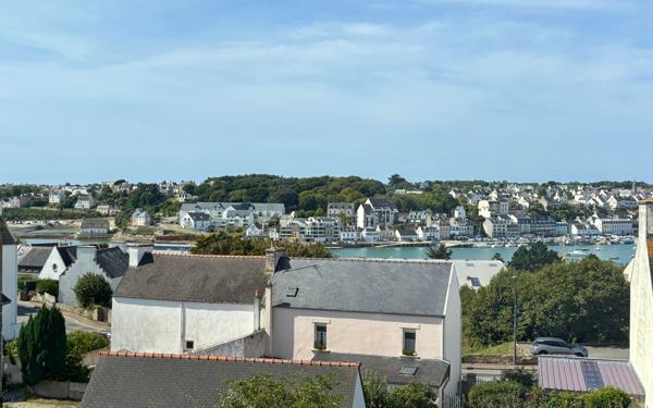 Maison à vendre    7 pièces •  Plouhinec