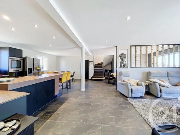 Maison à vendre  5 pièces - 164 m 2   SANSSAC L EGLISE  - 43