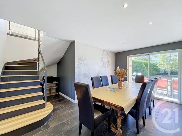 Maison à vendre  5 pièces - 164 m 2   SANSSAC L EGLISE  - 43
