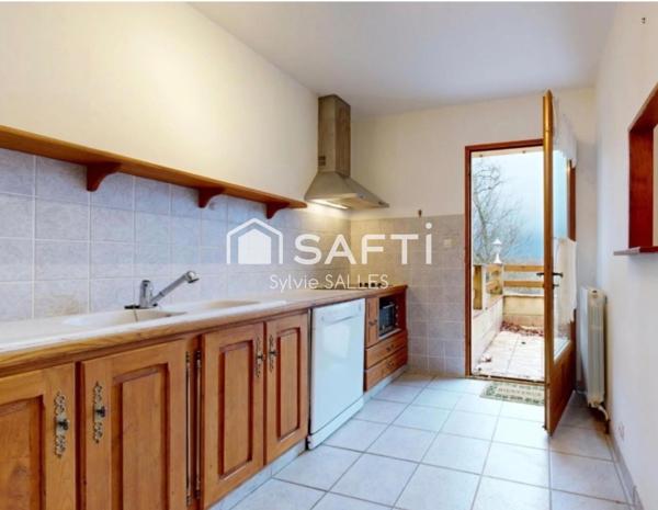 Deux habitations, vue panoramique, calme absolu