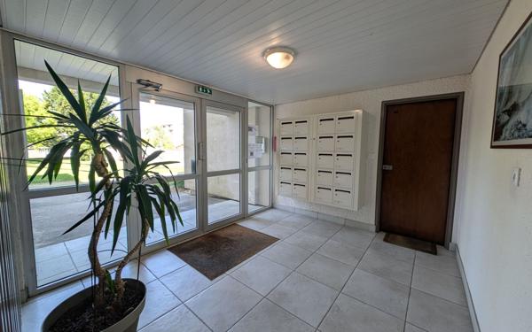 Appartement à vendre    4 pièces • 80,84 m2 Talence