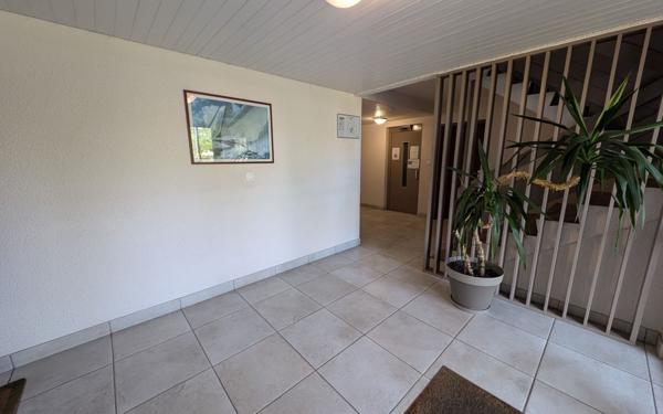 Appartement à vendre    4 pièces • 80,84 m2 Talence