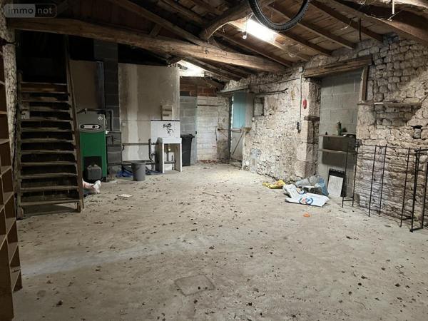 Maison à vendre à Sainte-Hermine en Vendée (85210), ref : 85088-2253