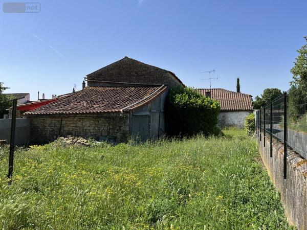 Maison à vendre à Sainte-Hermine en Vendée (85210), ref : 85088-2253