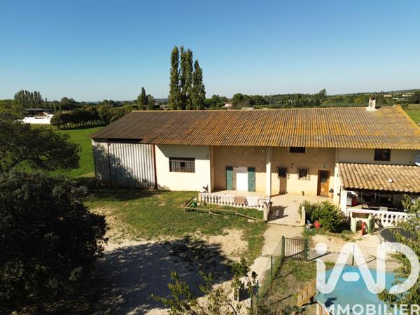Maison à vendre 4 pièces 180 m² Arles