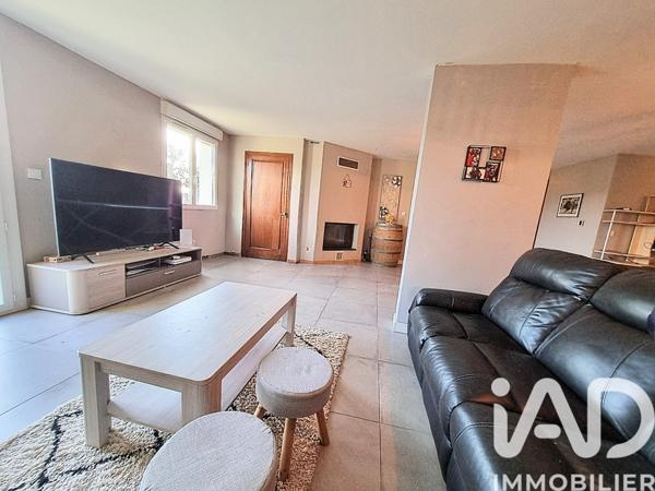 Maison à vendre 4 pièces 180 m² Arles