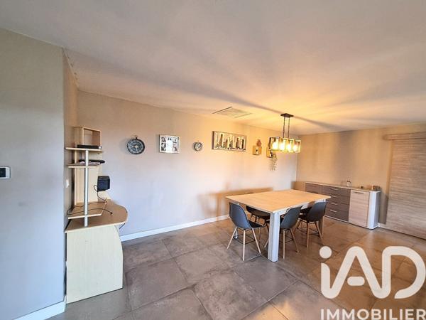 Maison à vendre 4 pièces 180 m² Arles