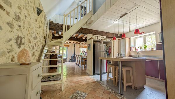 Mézeray (72270) PROPRIÉTÉ 170M2 - 5 CHAMBRES ET PISCINE