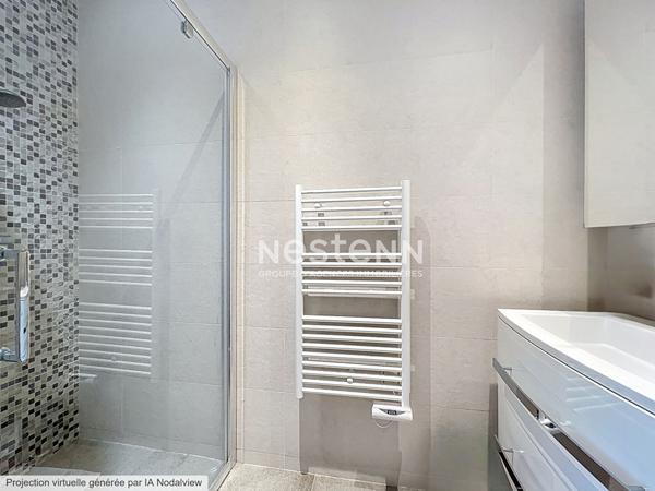 CANNES - 3P - 65 m2 - Entièrement refait - Sud - Proche mer- 2 Terrasses - Cave - Vue dégagée