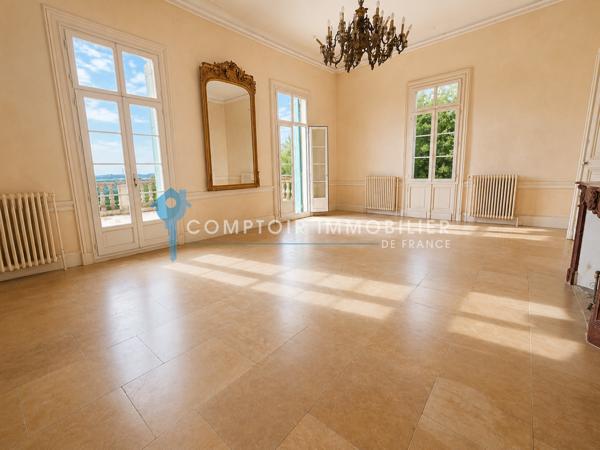 Maison de village
                                                                                                                                                                                                                                                                                                                        6 pièce(s)                                                                                                                                                                                                          5 chambre(s)                                                                                                                                                                                                          266  m²