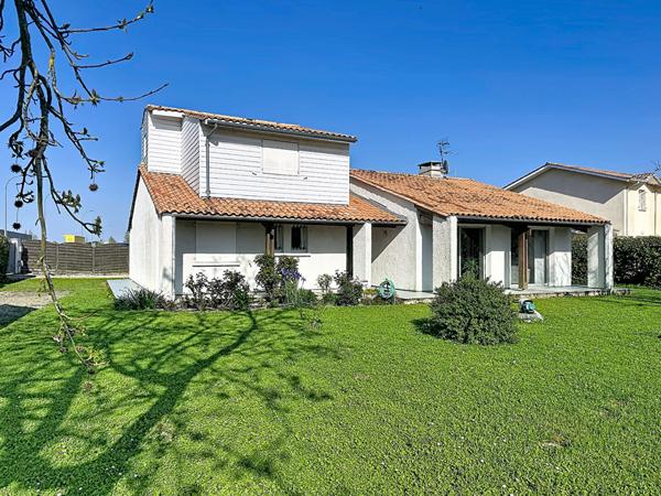 Bruges - Maison Familiale 5 pieces - 3 chambres - Grand Terrain