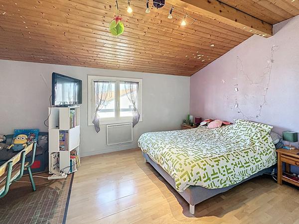 Bruges - Maison Familiale 5 pieces - 3 chambres - Grand Terrain