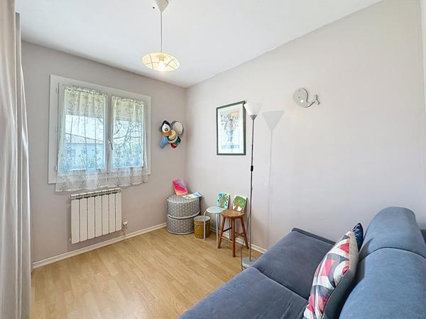 Bruges - Maison Familiale 5 pieces - 3 chambres - Grand Terrain