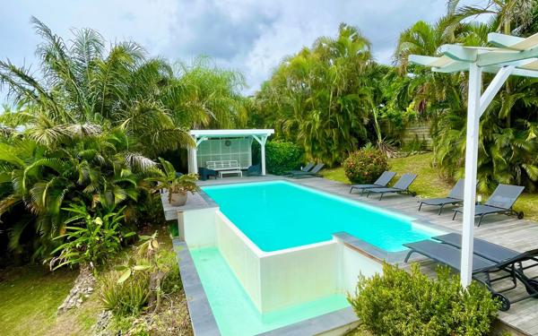 Maison à vendre    4 pièces • 141 m2 Sainte-Anne