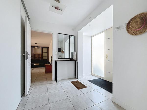 ANGERS ST LEONARD Maison familiale 7 chambres Exposition plein Sud, sans vis-à-vis