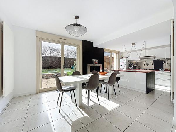 ANGERS ST LEONARD Maison familiale 7 chambres Exposition plein Sud, sans vis-à-vis