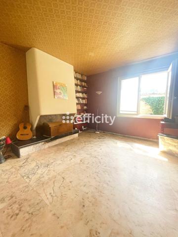 Maison
         5 pièces
        - 120 m² 199 900 € *
