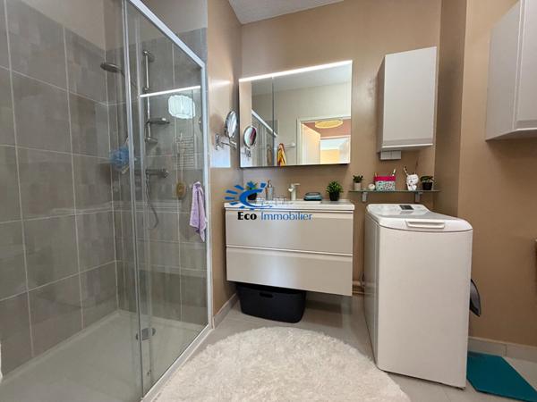 APPARTEMENT 2 CHAMBRES AVEC TERRASSE ET BALCON ASCENSEUR  Aytre