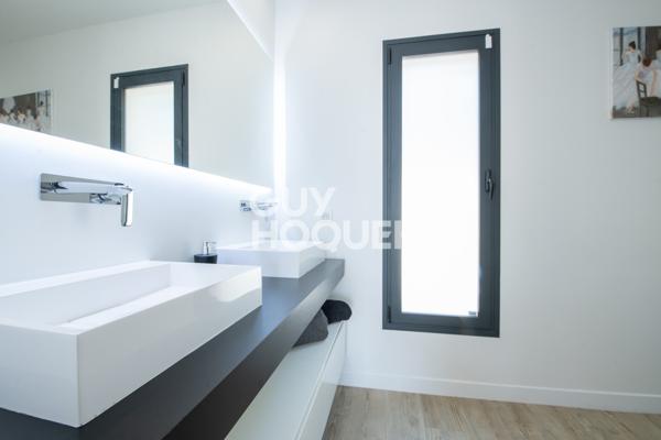 MAISON À VENDRE DE 5 PIÈCES DE 271,00 M²