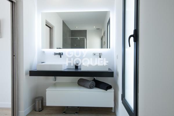 MAISON À VENDRE DE 5 PIÈCES DE 271,00 M²