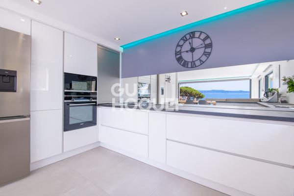 MAISON À VENDRE DE 5 PIÈCES DE 271,00 M²