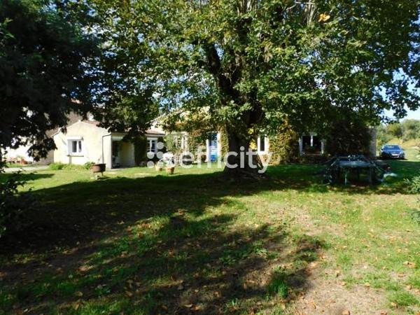 Maison 5 pièces - 210 m² Exclusivité efficity