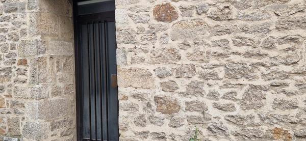 Fonds et/ou murs commerciaux à vendre à Pontivy dans le Morbihan (56300), ref : 56062-2246