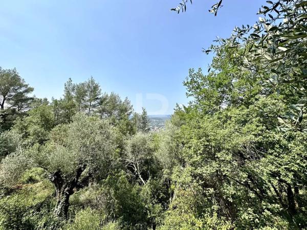 Bergerie du 18ème siècle à Grasse avec vue panoramique