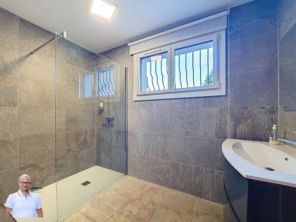 A 10min de CHAMBERY sur NOVALAISE Villa d’architecte 7 pièces de 220 m² plus T2 indépendant 50 m² sur plus de 1700m2– Idéal pour revenu locatif, activité professionnelle ou l'accueil de votre famille