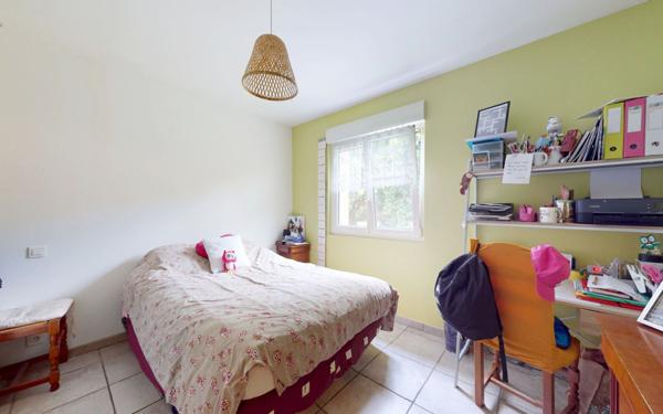 Maison à vendre    5 pièces •  Mance