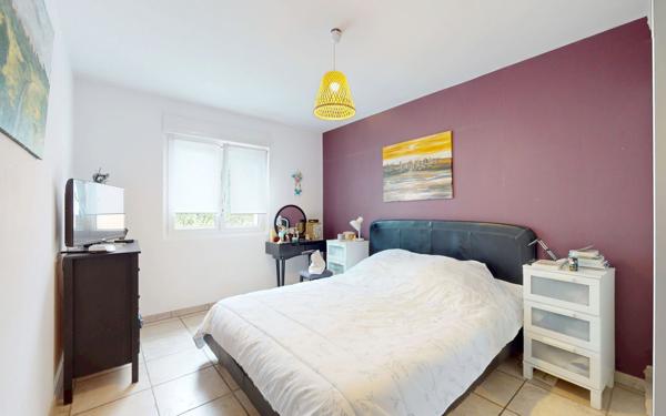 Maison à vendre    5 pièces •  Mance