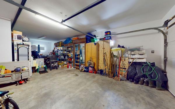 Maison à vendre    5 pièces •  Mance